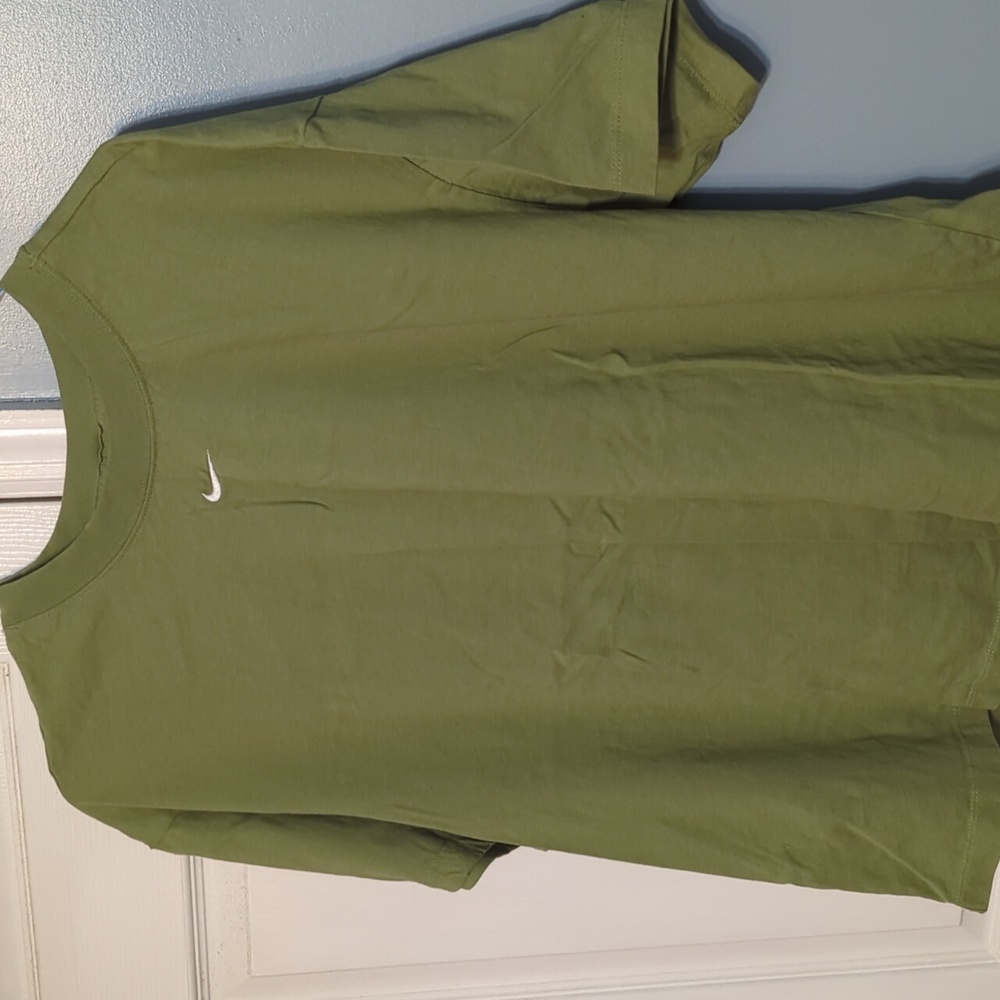 Nike plus size boxy tee